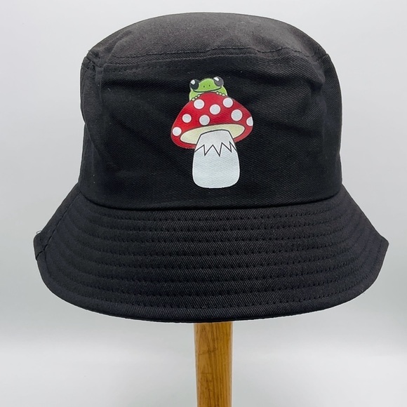 Bucket Hat Frog Mushroom Black Cotton Unisex Teen Adult Classic Cap Graphic Core - Picture 1 of 8
